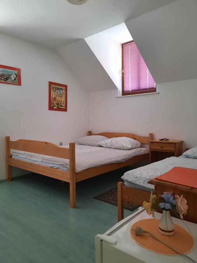 Rooms Cehovin Postojna Dış mekan fotoğraf